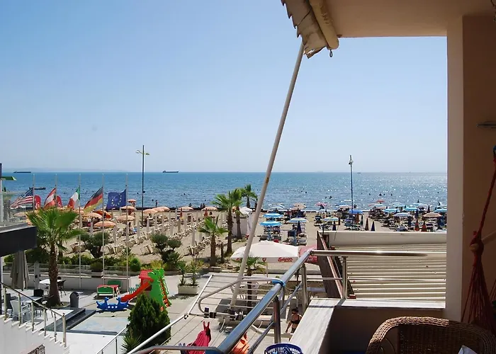 Apartament Teuta *